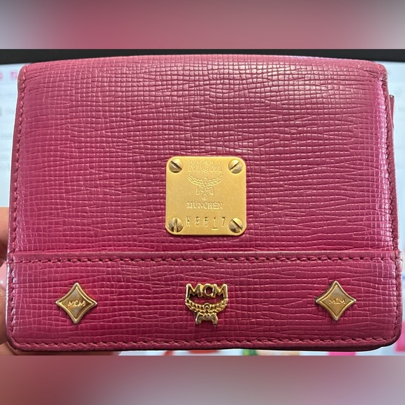 MCM Leather Studded Compact Card Wallet, Beautiful Pink Fucshia Color! 🩷🩷 - Picture 7 of 11